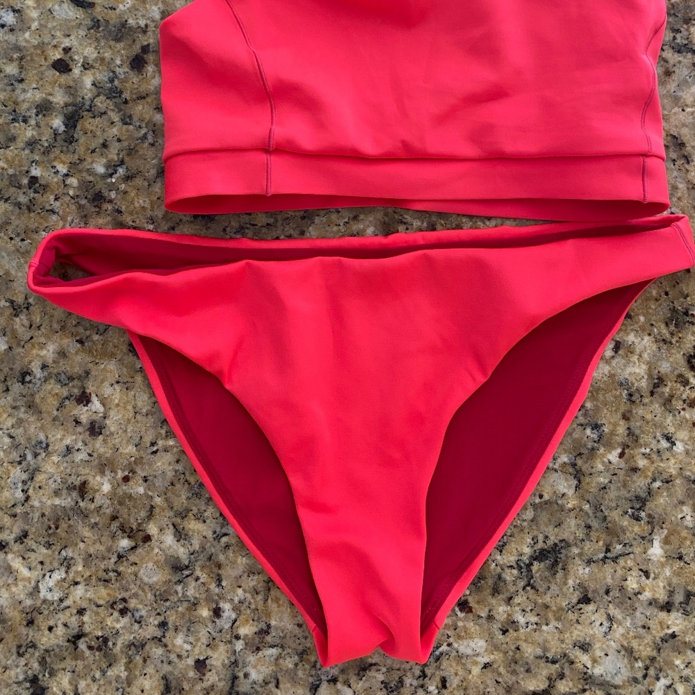 Left on Friday Bottoms